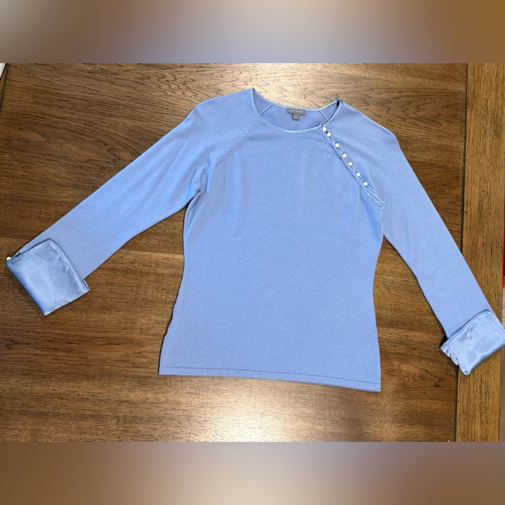 Ann Taylor Blue Silk Cashmere Blend Sweater Top Small Pearl Button Quiet Luxury